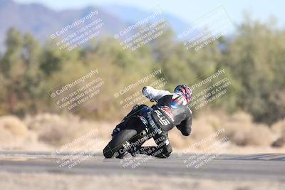 media/Dec-07-2025-CVMA (Sun) [[3e7d2de5dc]]/Race 12- Formula 40 MW and LW/